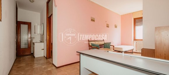2-Zimmer Wohnung in Voghera, Italy, Nr. 5537 4