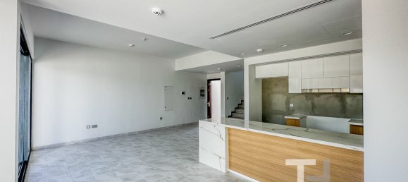 Таунхаус с 3 спальнями в Dubai Land, ОАЭ № 30564 4