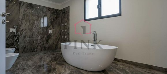 Вилла с 3 спальнями в Фуншал, Португалия № 95184 11