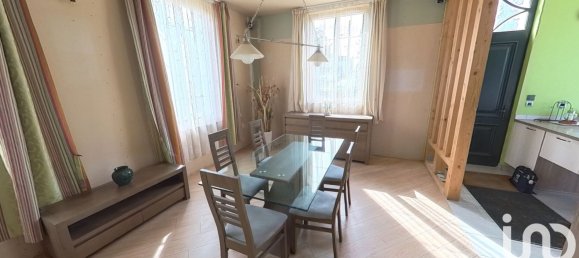 2 bedrooms House in La Chapelle-sur-Loire, France No. 326898 4