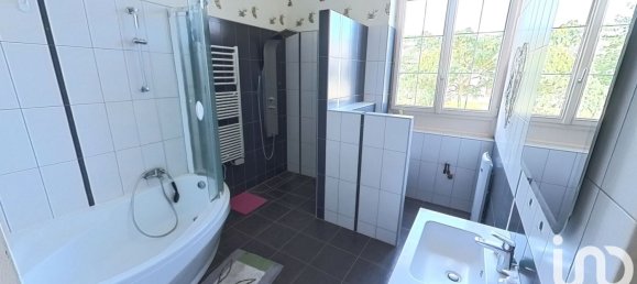 2 bedrooms House in La Chapelle-sur-Loire, France No. 326898 5