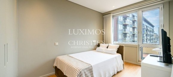 3 bedrooms Apartment in Porto, Portugal No. 108025 19