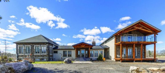 9 Schlafzimmer Haus in Milton, Canada, Nr. 892 2