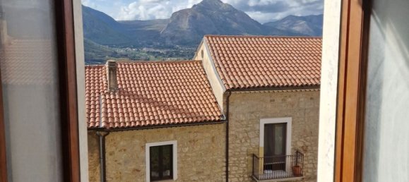 4 rooms House in Teggiano, Italy No. 255012 9