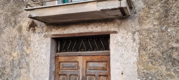 4 rooms House in Teggiano, Italy No. 255012 3