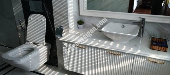 Casa en District 1, Vietnam 668 m² No. 10660 11