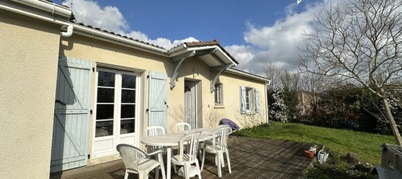3 bedrooms House in Boe, France No. 100410 14