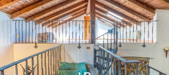 4 bedrooms Villa in Lesa, Italy No. 334967 21