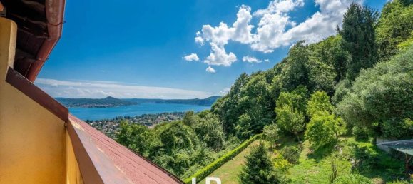 4 bedrooms Villa in Lesa, Italy No. 334967 19