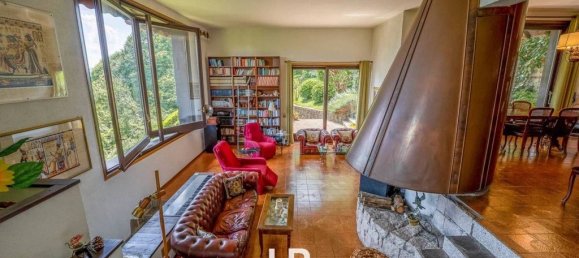 4 bedrooms Villa in Lesa, Italy No. 334967 12