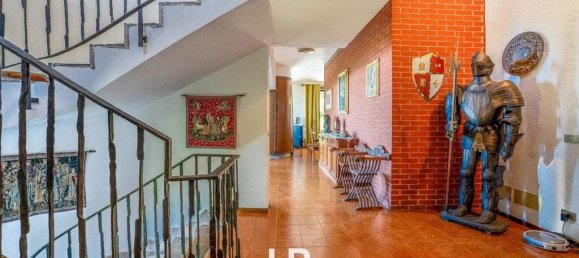 4 bedrooms Villa in Lesa, Italy No. 334967 25