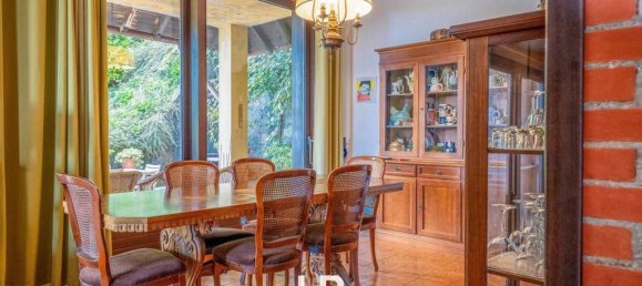 4 bedrooms Villa in Lesa, Italy No. 334967 17