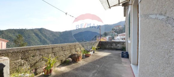 4 bedrooms House in Magliolo, Italy No. 36930 16