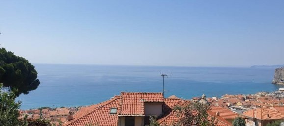 1500m² Land in Finale Ligure, Italy No. 162433 2