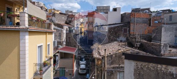 Дом с 1 спальней в Бронте, Италия № 311643 17