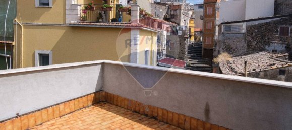 Дом с 1 спальней в Бронте, Италия № 311643 20