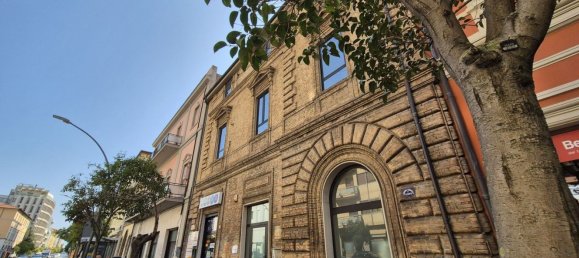 Büro in Pescara, Italy 311m², Nr. 19236 13