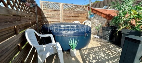 2 bedrooms House in Chennevieres-sur-Marne, France No. 181692 8