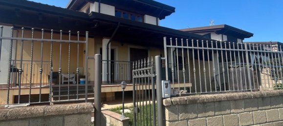 7 rooms Villa in Ladispoli, Italy No. 293357 2