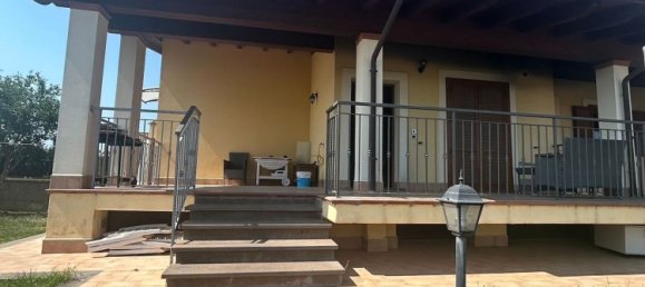 7 rooms Villa in Ladispoli, Italy No. 293357 4