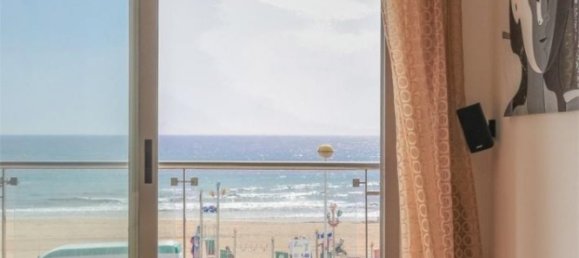 175m² appartement à vendre à Torrevieja, Alicante, Valencian Community, Spain № 368821 5