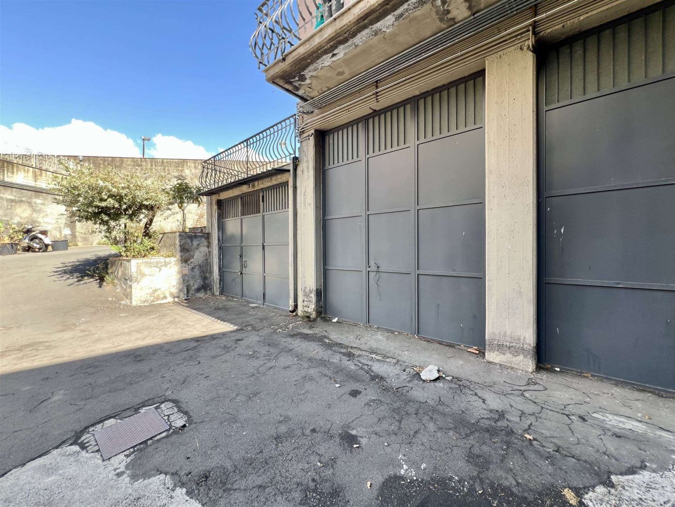 1-Zimmer Garage in Tremestieri Etneo, Italy, Nr. 269522