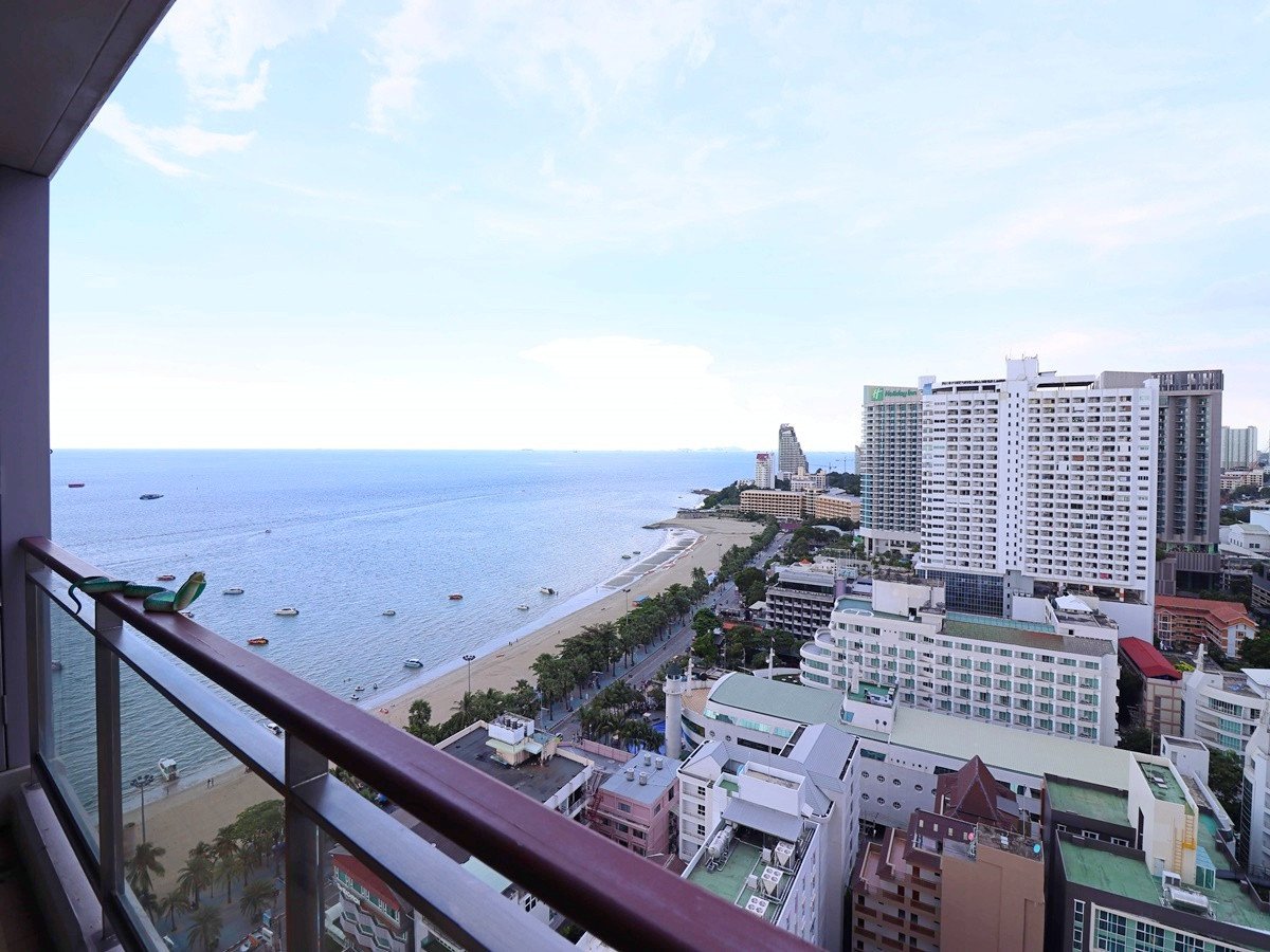1 bedroom Condo in Pattaya, Thailand No. 7075
