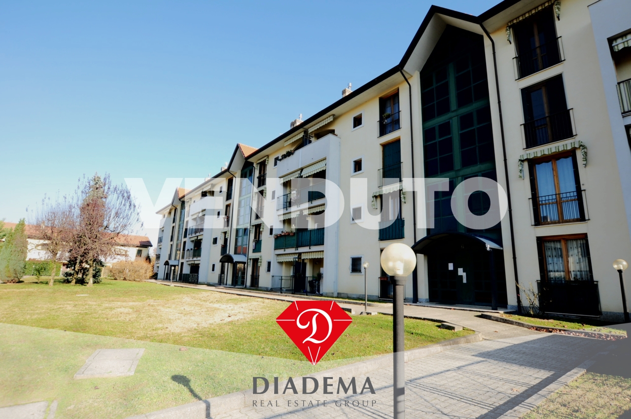 3-salle Appartement à Jerago con Orago, Italy No. 27038