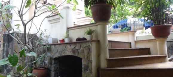 4 bedrooms House in Tay Ho, Vietnam No. 4147 3