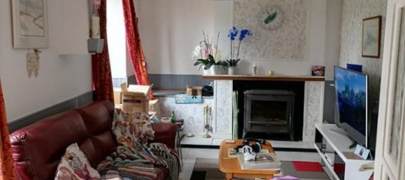 Casa de 6 dormitorios en Bazaiges, France No. 79213 2