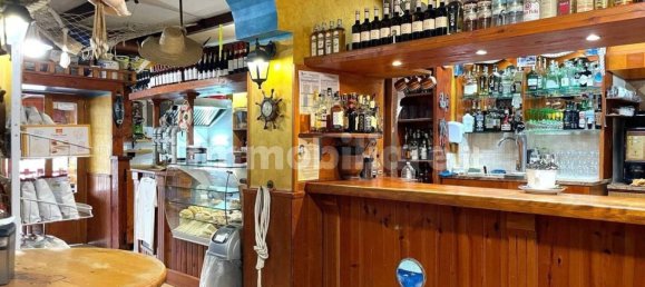 3 rooms Commercial property in Catanzaro, Italy No. 96941 8