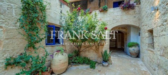 3 bedrooms House in Gharghur, Malta No. 3122 4