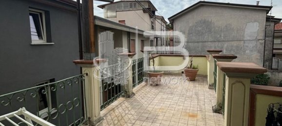 Casa de 6 dormitorios en Massa, Italy No. 358115 28