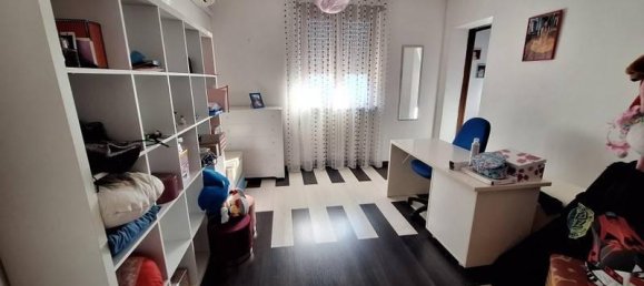 5 rooms Apartment in Valdagno, Italy No. 37691 13