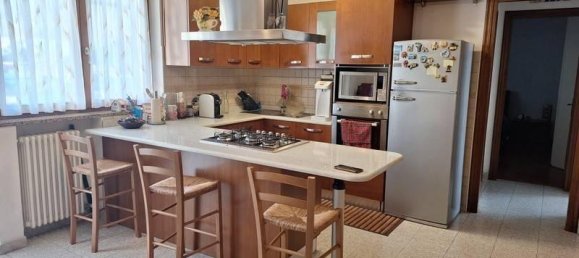 5 rooms Apartment in Valdagno, Italy No. 37691 3