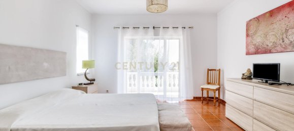 3 bedrooms House in Loule, Portugal No. 135829 4