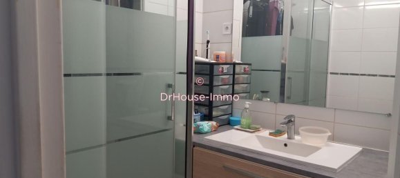 2 chambres Appartement à Montgeron, France No. 151556 3