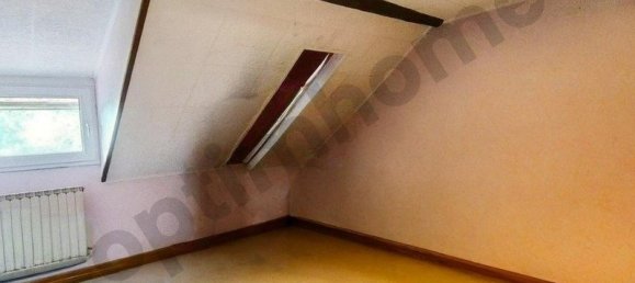 2 bedrooms Duplex in Hayange, France No. 246843 9