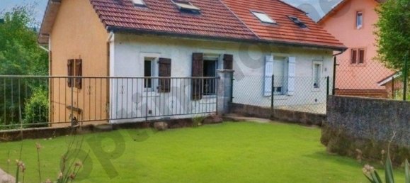 2 bedrooms Duplex in Hayange, France No. 246843 2