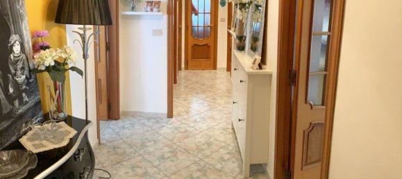 4-Zimmer Wohnung in Palermo, Italy, Nr. 290989 5