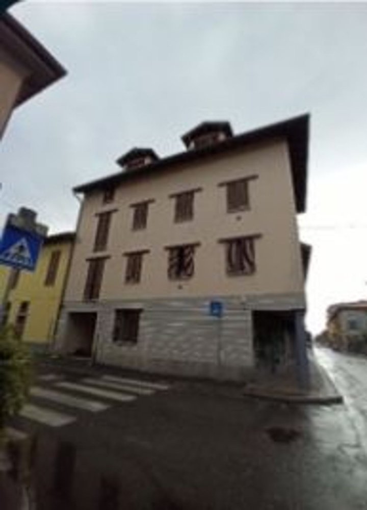 Квартира с 3 комнатами в Барлассина, Италия № 178304