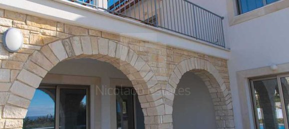 3 bedrooms House in Pegeia, Cyprus No. 10754 2