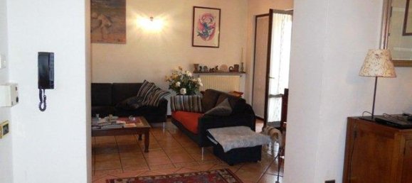 4 rooms Apartment in Piacenza, Italy No. 174114 6