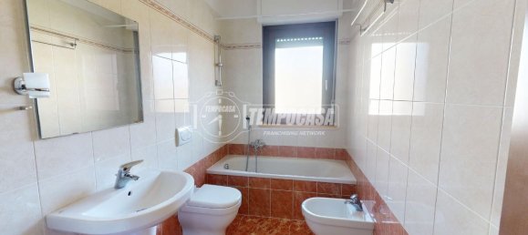 2 rooms Apartment in Turin, Italy No. 38700 16