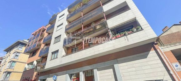 2 rooms Apartment in Turin, Italy No. 38700 24