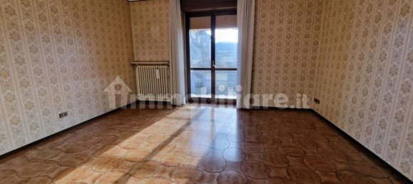 4 Schlafzimmer Wohnung in Prato Sesia, Italy, Nr. 334387 8