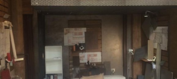 Коммерческая недвижимость 50м² в Генуя, Италия № 254195 2