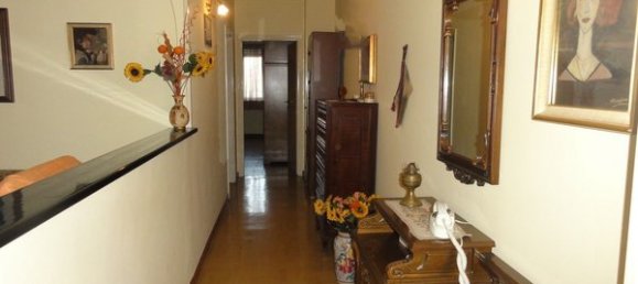 5 rooms Apartment in Ceccano, Italy No. 114991 7