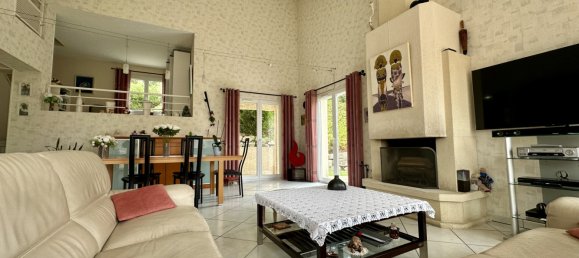 4 chambres Villa à Ceyrat, France No. 345788 3