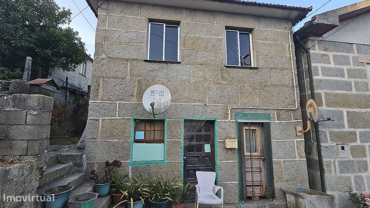 2 bedrooms House in Marco de Canaveses, Portugal No. 245865